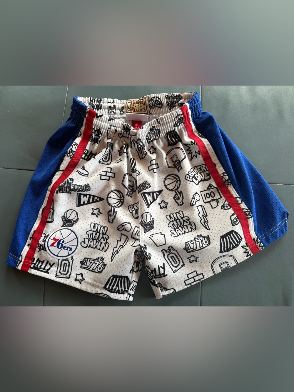 NBA Mitchell & Ness Mens White Philadelphia 76ers Swingman Doodle Shorts Small S